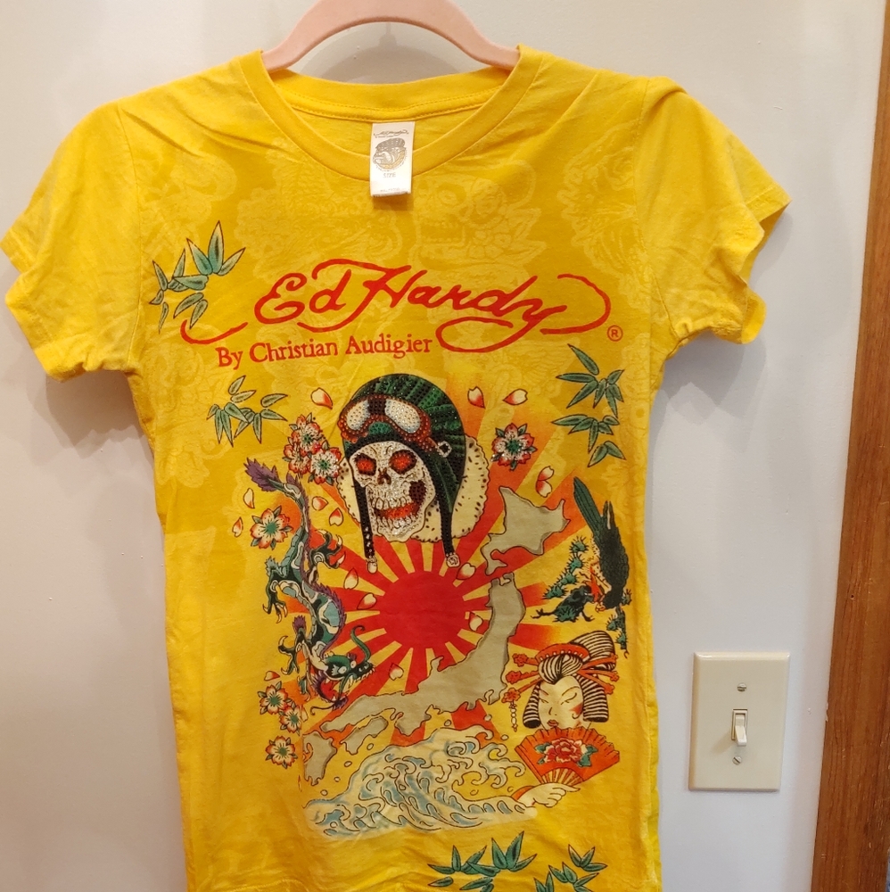 Ed Hardy t-shirt